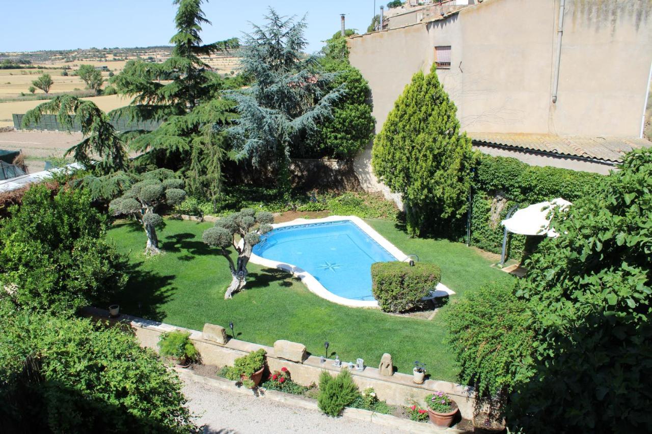 Hostal La Savina Cervera  Exterior foto
